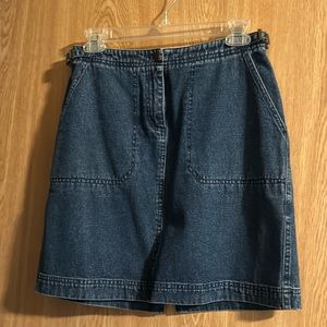 Petite sophisticate denim skirt size 4